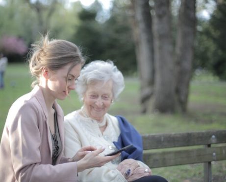 Managing Healthcare Costs for Elderly Family Members: A Financial Guide